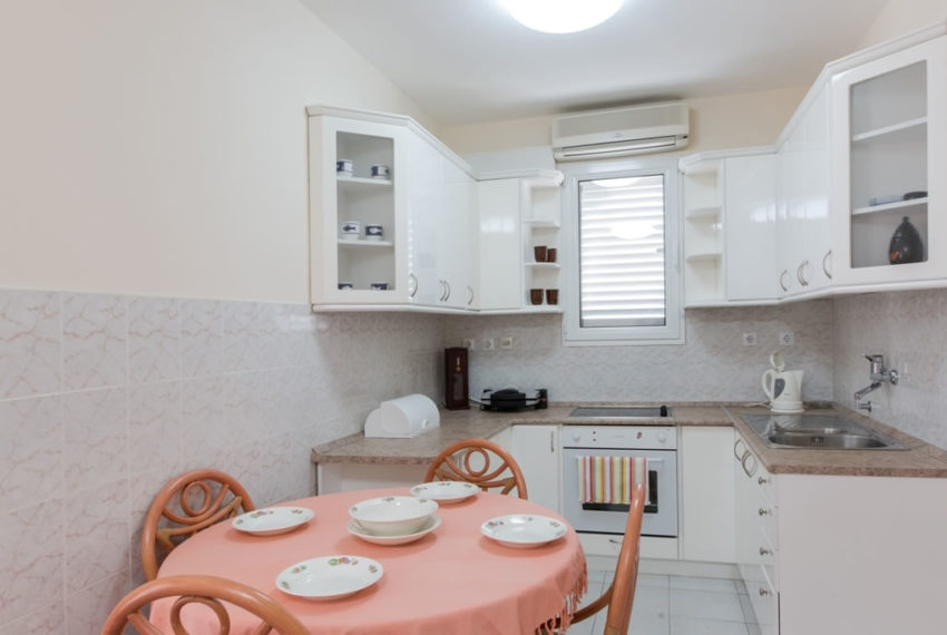 Igalo - Dvosoban Apartman sa Bazenom - 4-6 Osoba - Slika 4